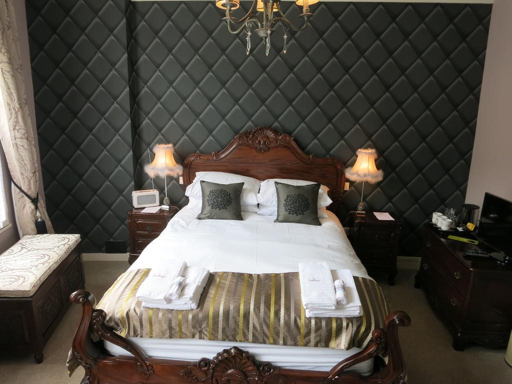 La Chartre-sur-le-Loir Logis Hotel De France מראה חיצוני תמונה
